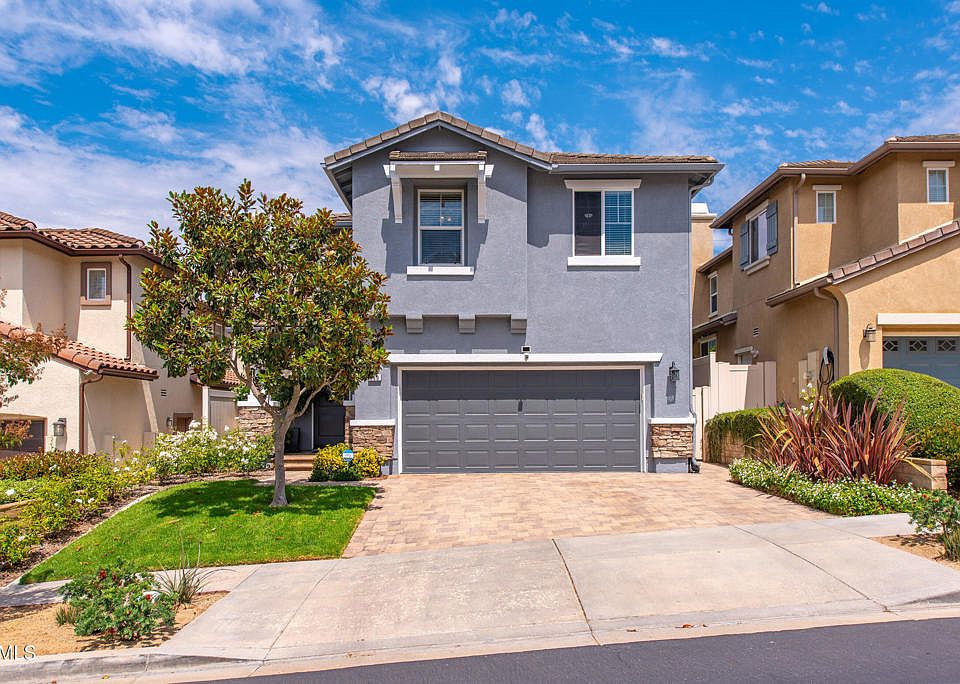 1st image of 660 Clearwater Creek Dr