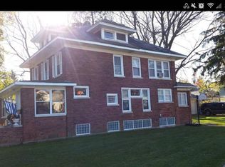 56 Monroe St, Elgin, IL 60123