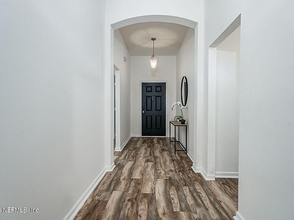 3rd image of 12188 GEORGIA OAK Court