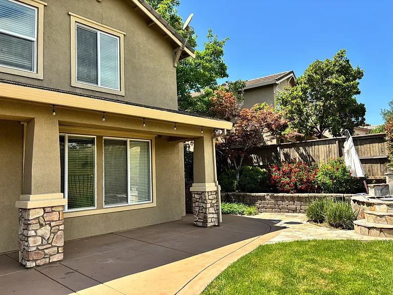 2263 Muratura Way — Photo 23