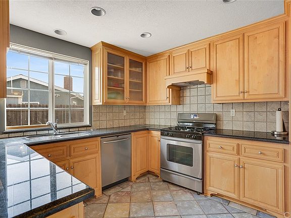 3rd image of 3888 Arbor Ct