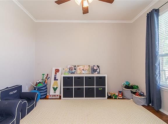 4th image of 1524 Cliff Creek Dr