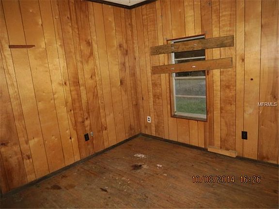 4th image of 1610 Charles Ave