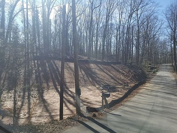 2nd image of 6167 White Oak Dr