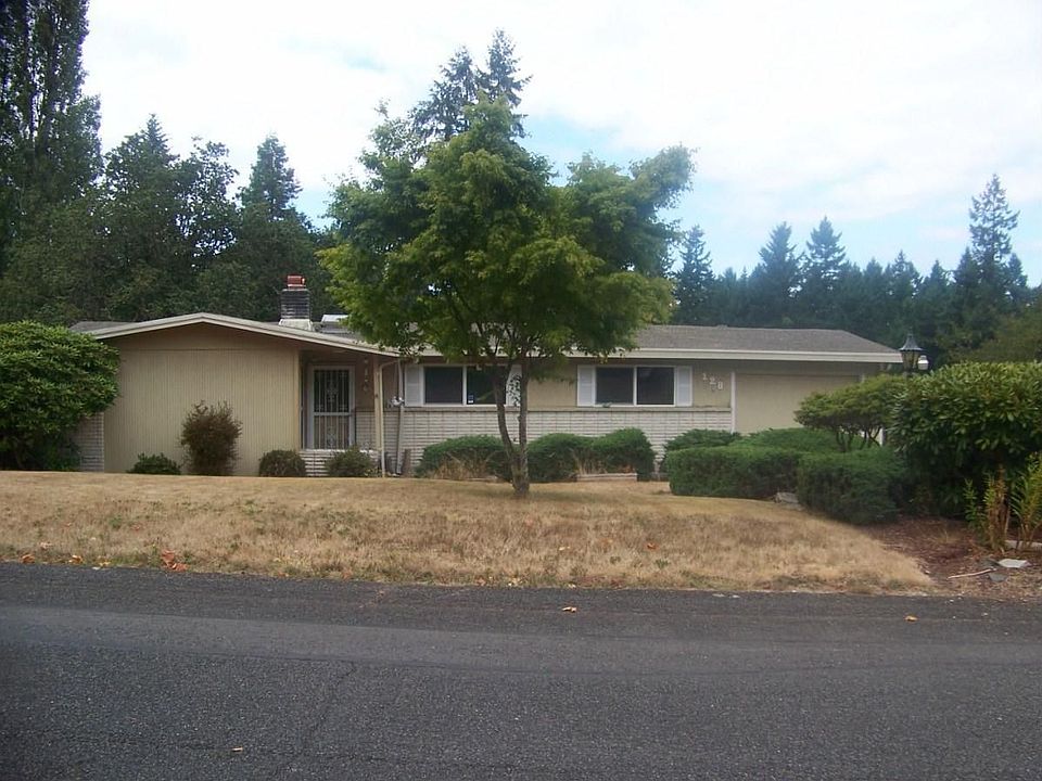 1st image of 128 Candlewyck Dr W