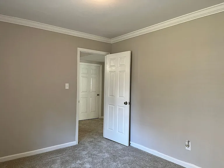 1680 Sleepy Hollow Rd — Photo 54