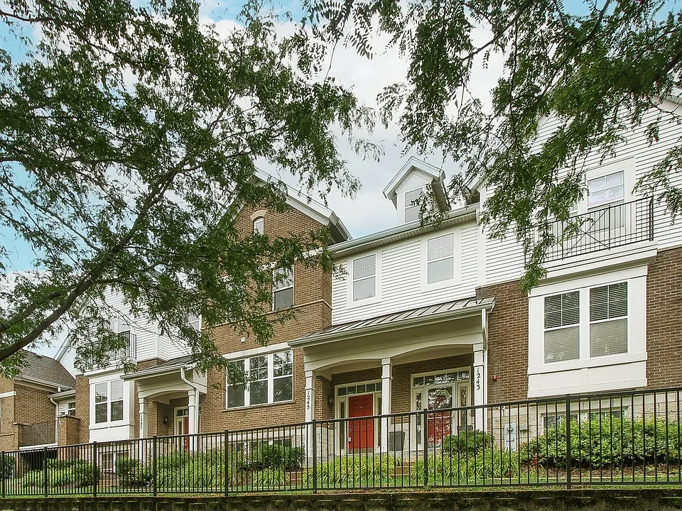 1245 Tuscany Dr #0