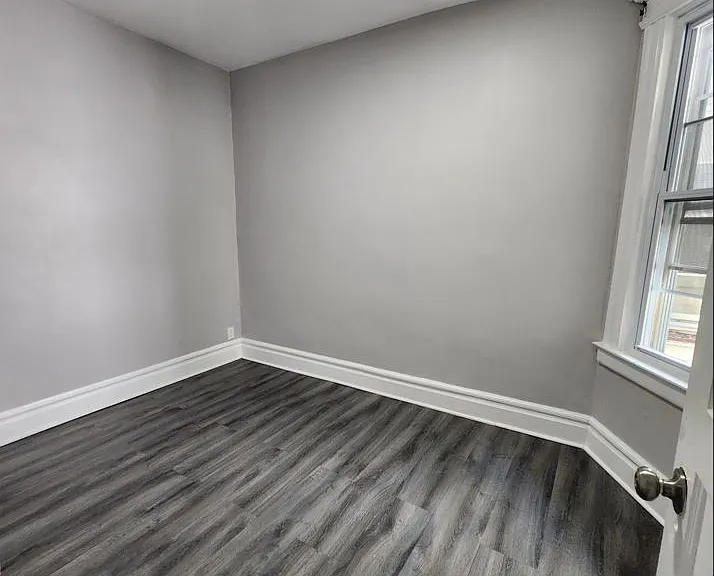 66 N Grove St #201 — Photo 3