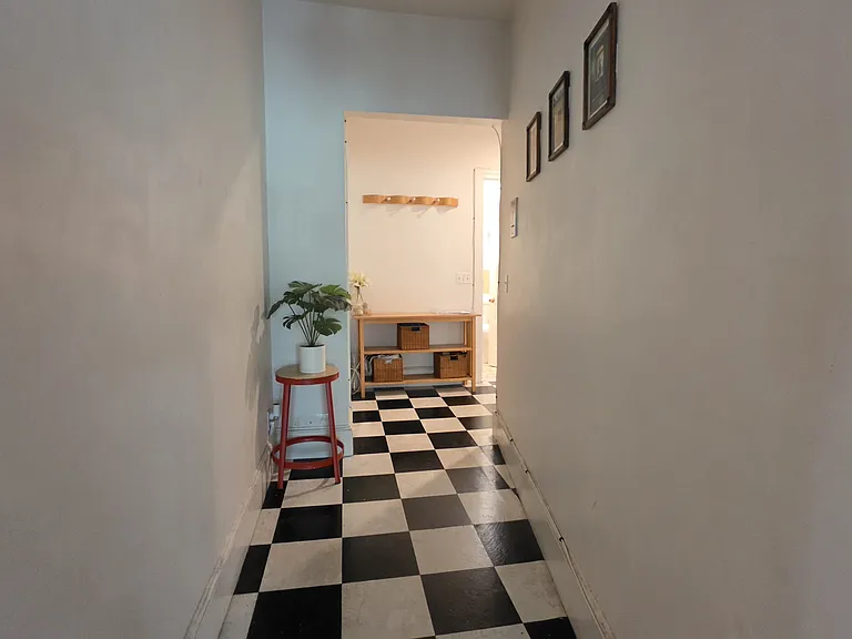 184 Naples Rd #5 — Photo 4