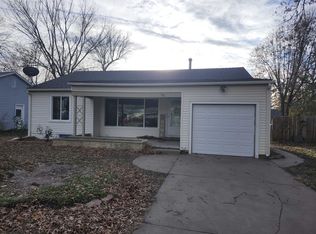 651 Waverly St, Wichita, KS 67218