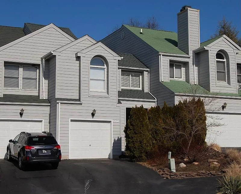 602 Brill Ct photo 1