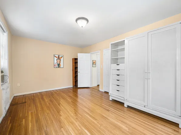 65-74 Saunders Street image 14 of 21