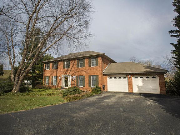 2nd image of 268 Pippin St