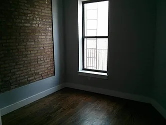 Rented by Loom Group