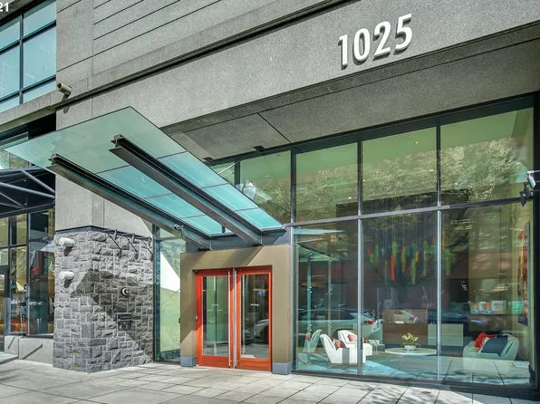 1025 NW Couch St Unit 516, Portland, OR 97209