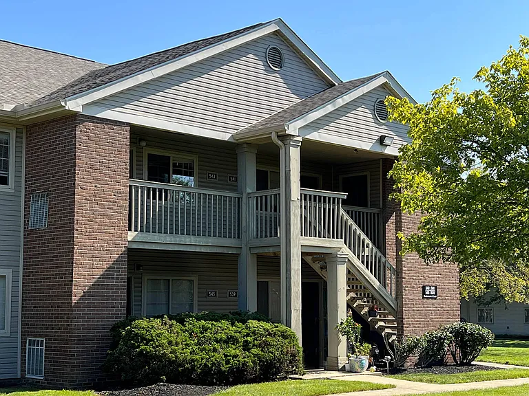 Eagle Crest Apartments — Photo 28