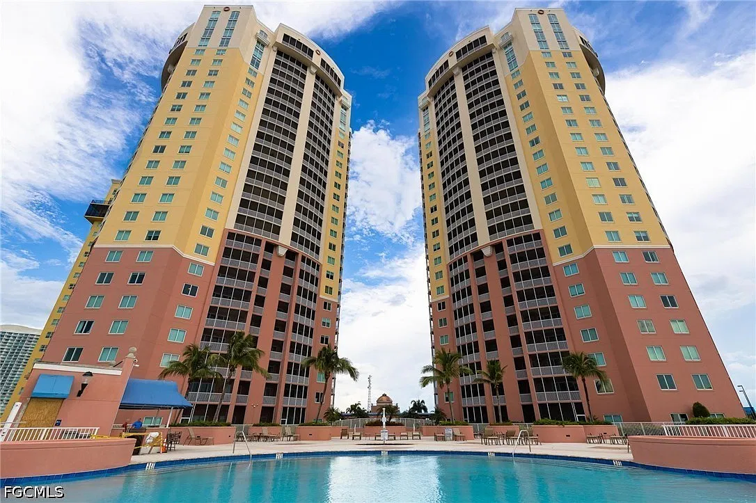 2 bed, 2.0 bath, 1602 sqft, $4,500 — Photo 1