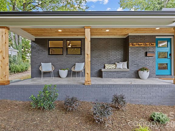 5th image of 2461 Eaton Rd