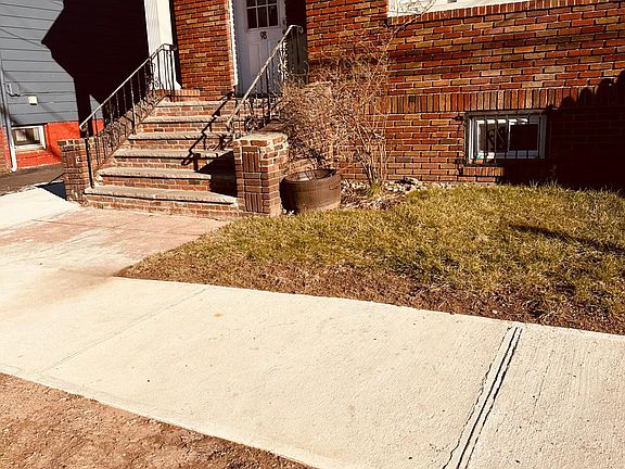 4th image of 98 Midland Pl Floor 2