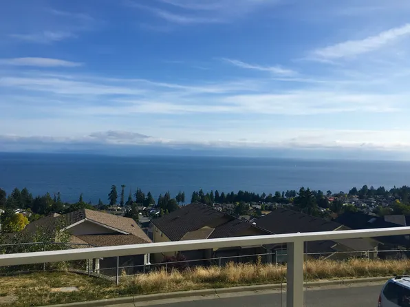5345 Royal Sea Vw #B, Nanaimo, BC V9T 0B9