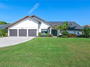 2307 Queens Way, Naples, FL 34112