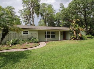 207 Crenshaw Lake Rd, Lutz, FL 33548