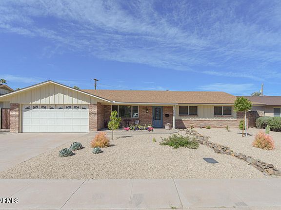 2nd image of 8550 E TURNEY Avenue