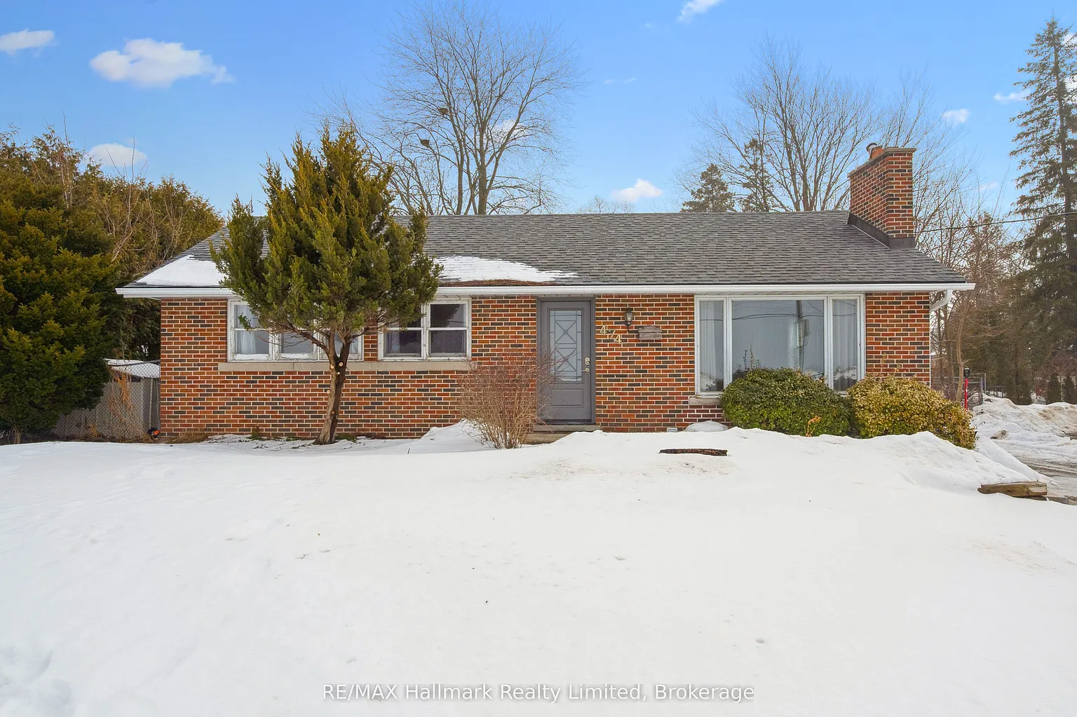 474 College Ave W photo 1