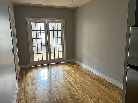 4th image of 154 E 106th St APT 2B