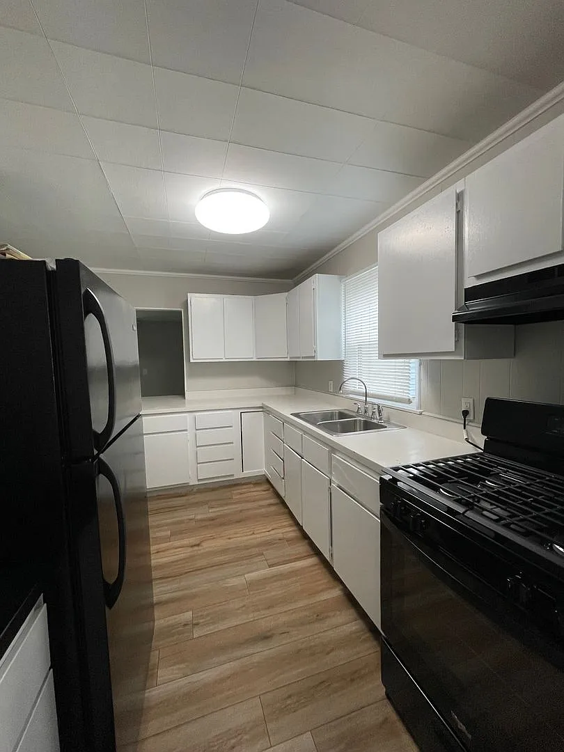 Two Bedroom Single Family Home - Available NOW — Photo 3