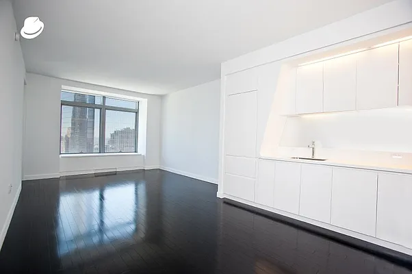 Rented by Level Group | media 11