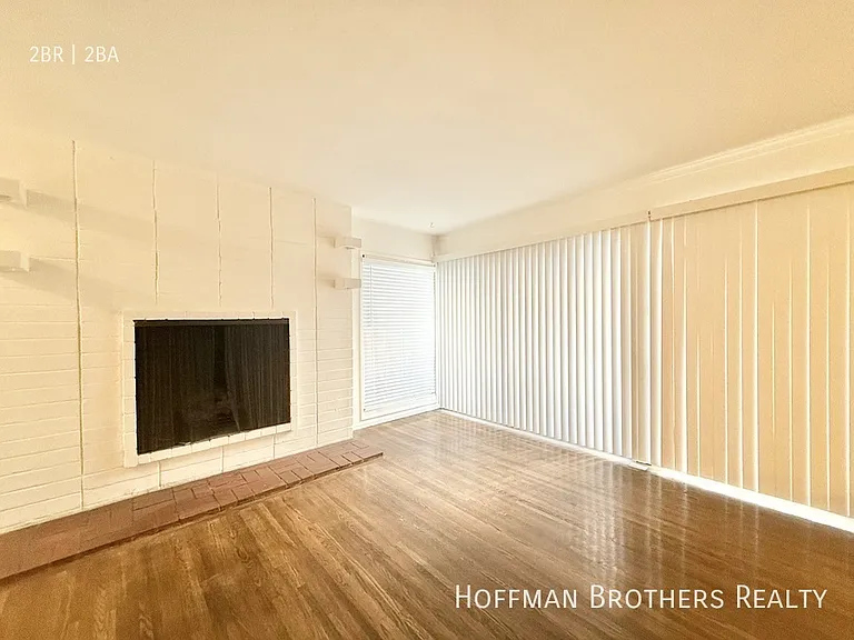 11950 Laurelwood Dr #1 — Photo 6