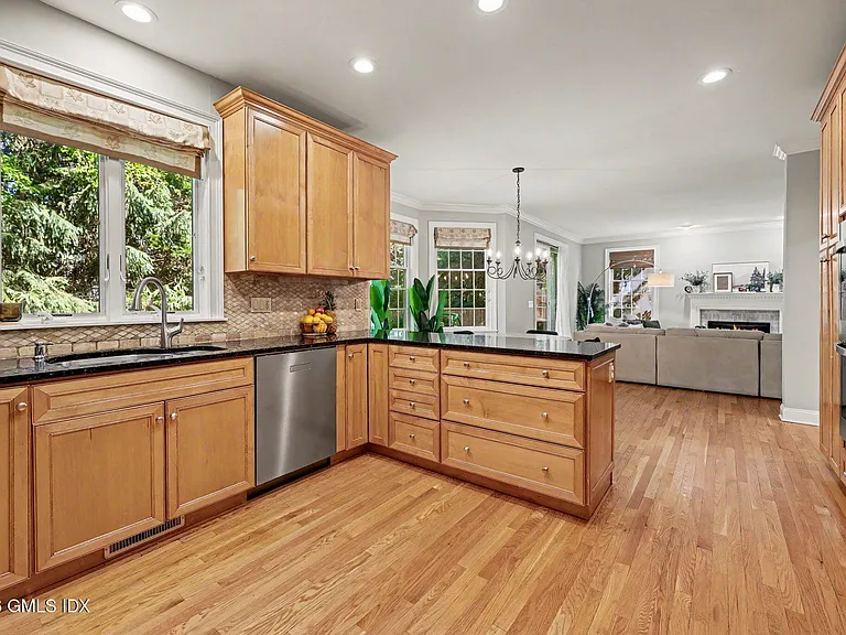 4 Sickle Bar Ln — Photo 9