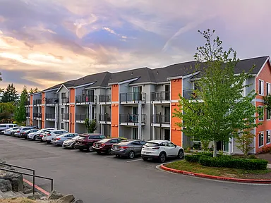 Woodland Commons - Amenities
