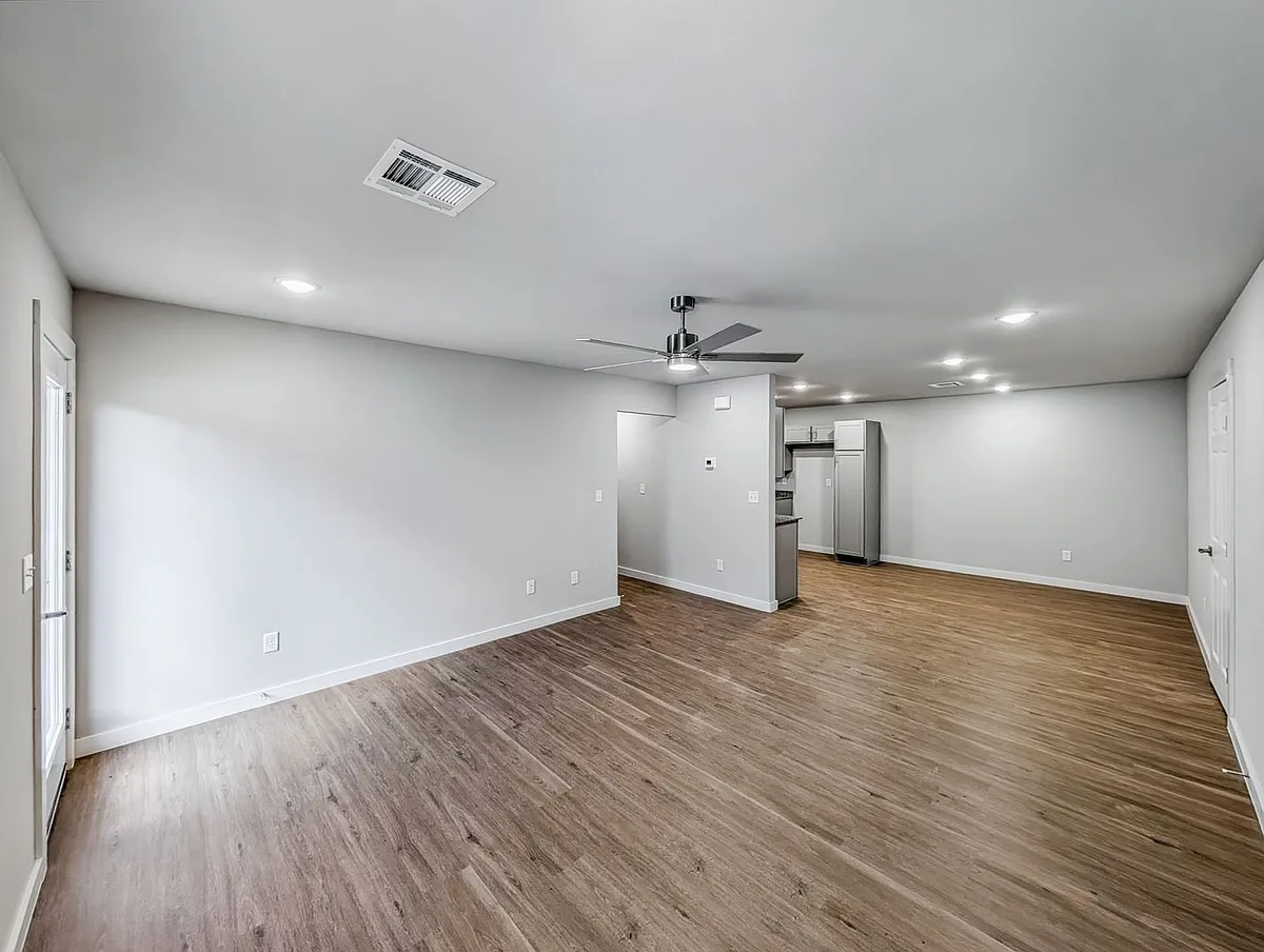 Building Photo - 6507 Altus