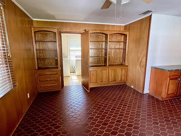 415 Harolds Dr NW — Photo 21