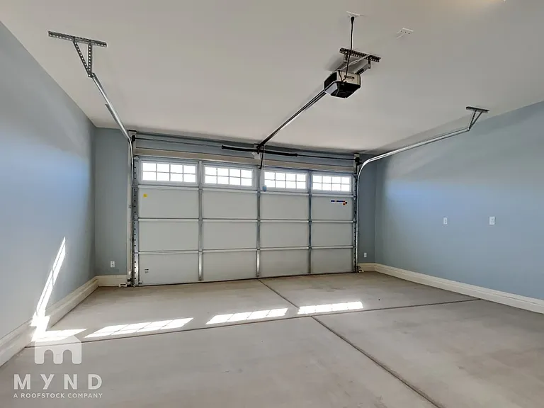 24598 W Concorda Dr — Photo 29