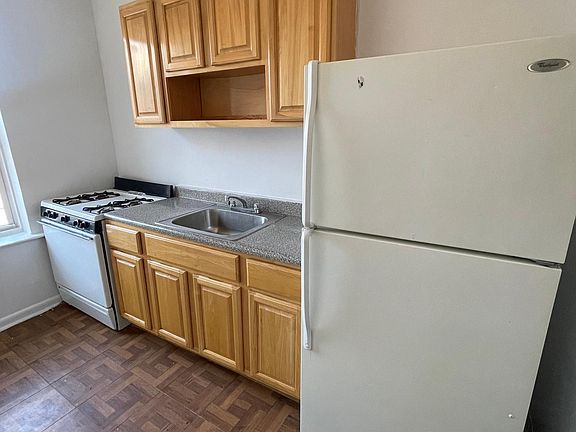 3rd image of 1505 Leland Ave APT 3K
