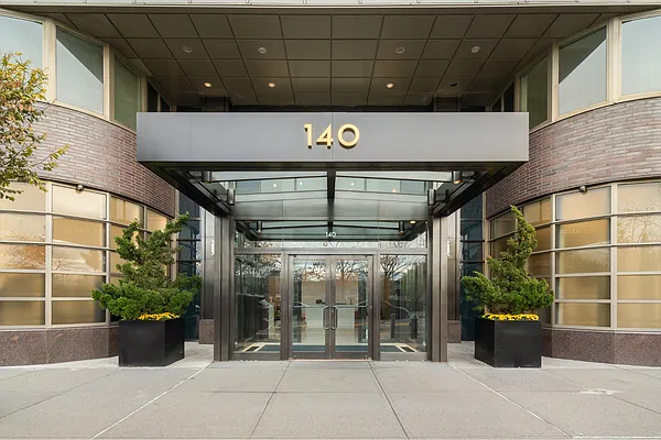 Rented by A&E Real Estate Management | media 23