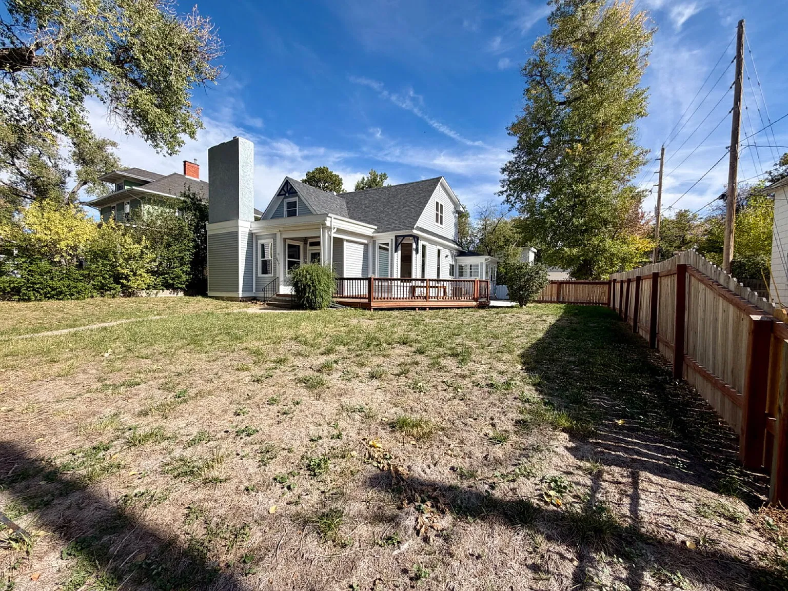 4 bed, 2.5 bath, 1875 sqft, $3,200 — Photo 2