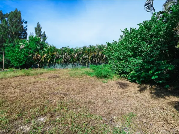9016 King Rd W, Fort Myers, FL 33967