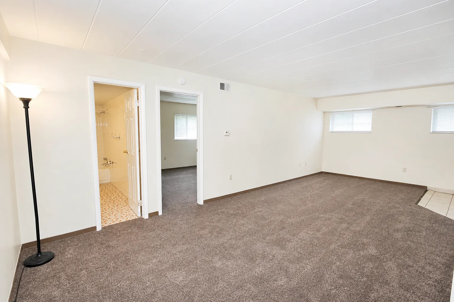 1 bed, 740 sqft, $1,375 — Photo 3