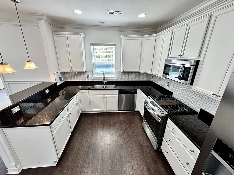 1123 W Ocean View Ave — Photo 17