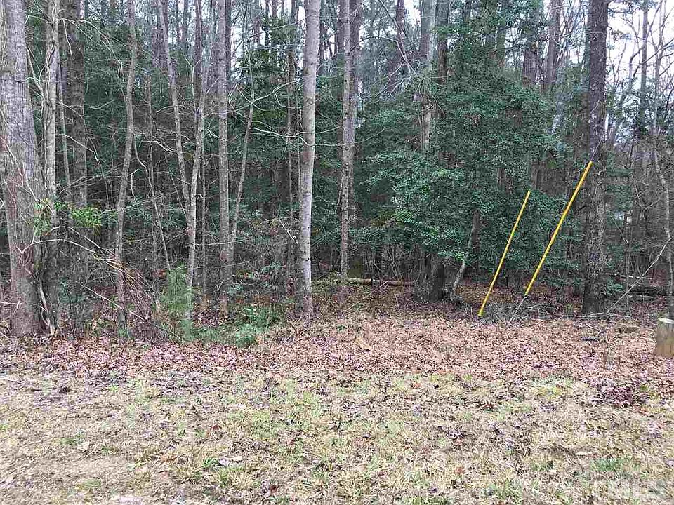 2nd image of 124 Mayan Dr