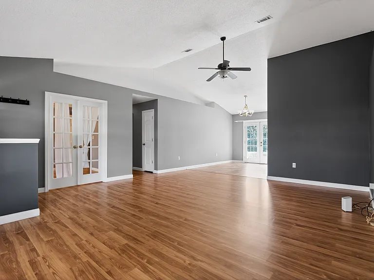 4799 Coronado Cir — Photo 7