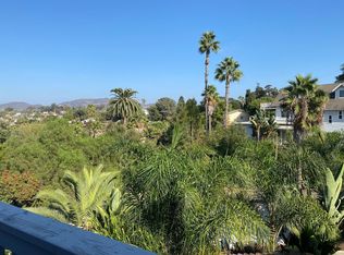 885 Phillips St, Vista, CA 92083