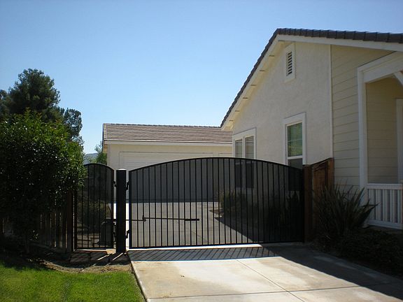 5th image of 23899 Nutwood Way