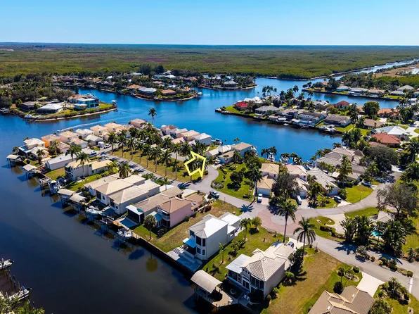 148 Eveningstar Cay, Naples, FL 34114