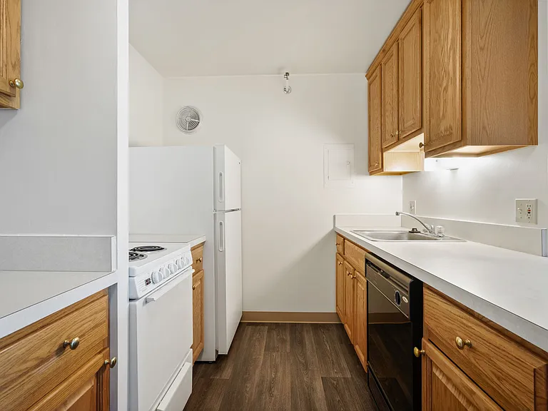 Independence Place Apartments: A 55 and Better Community — Photo 19