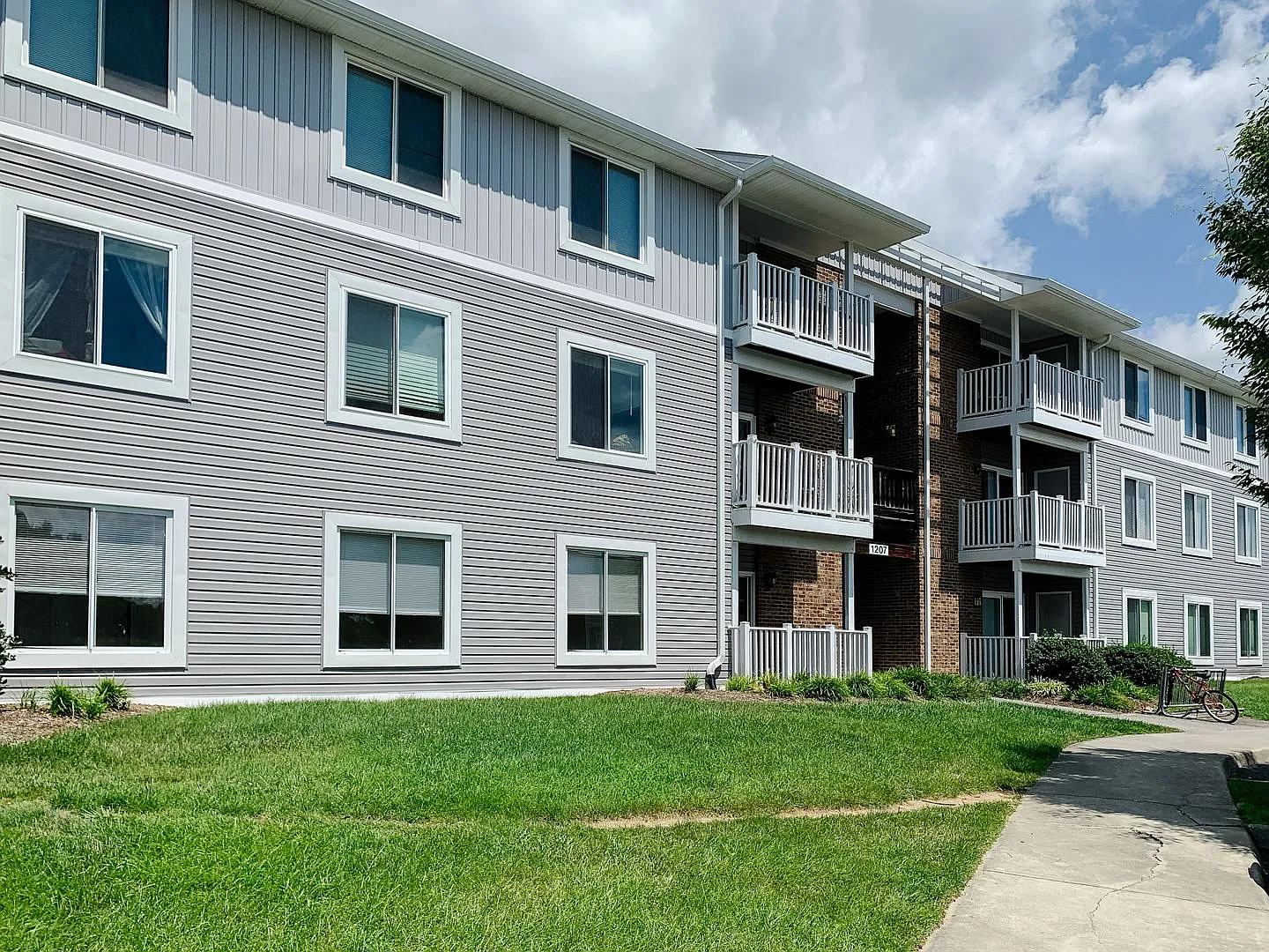 4 Bedroom 2 Bath Condo — Photo 1